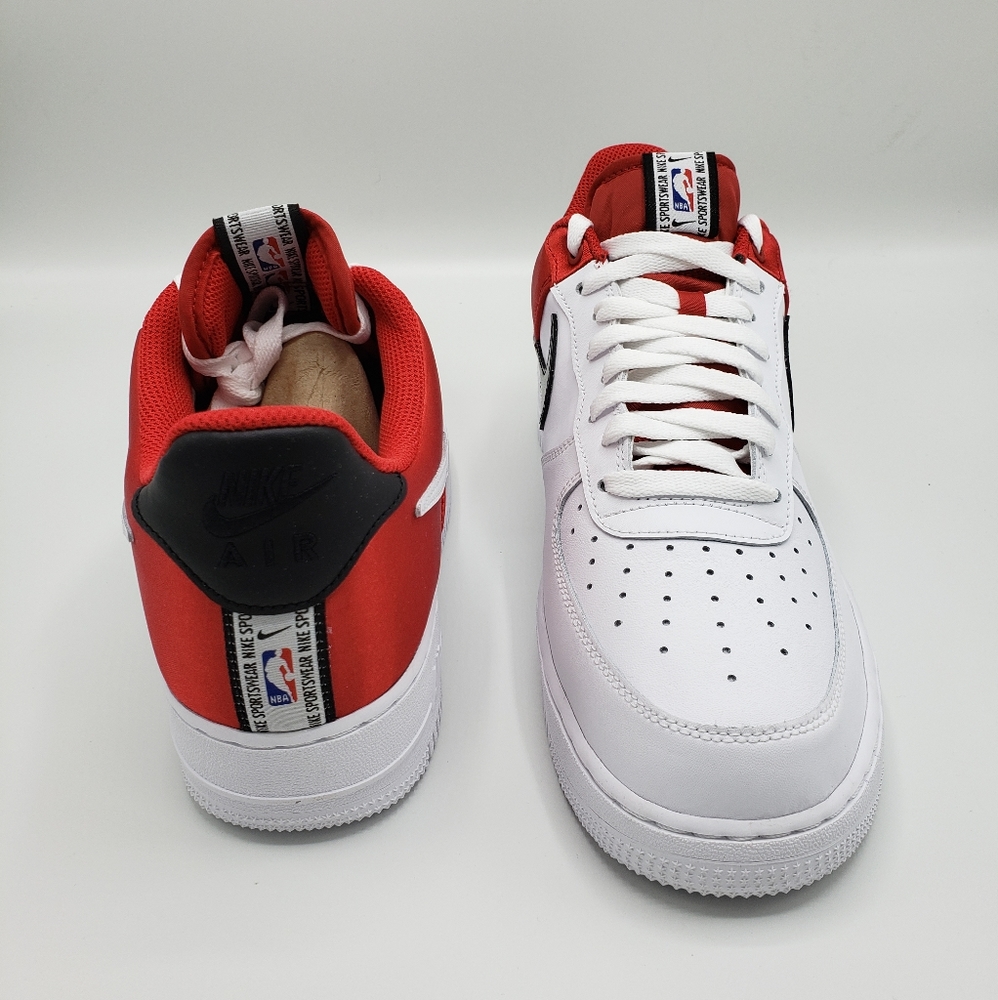 Nike Air Force 1 07' LV8 NBA Red SATIN - Picture 5 of 5